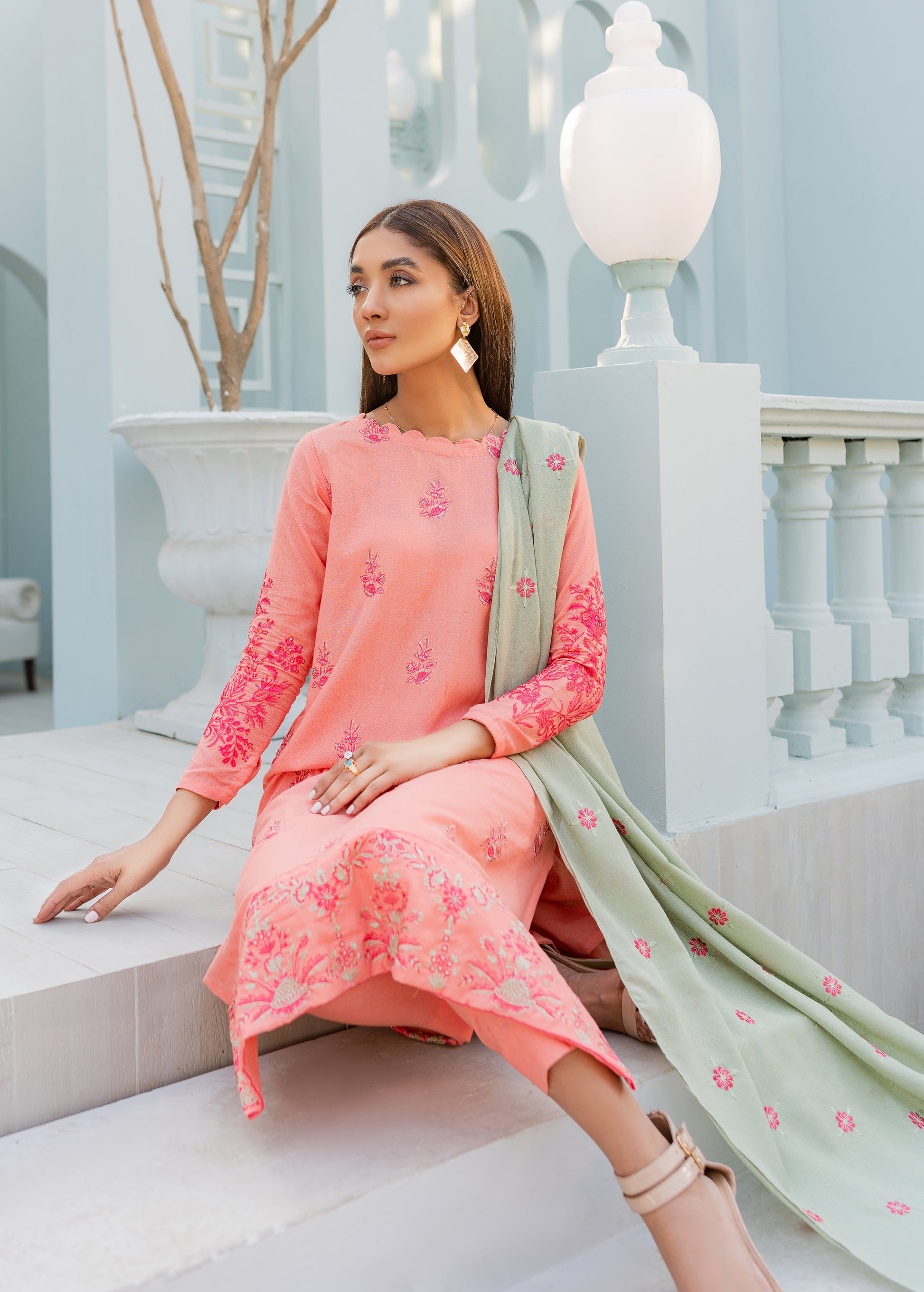 Empress - Ghonche Official