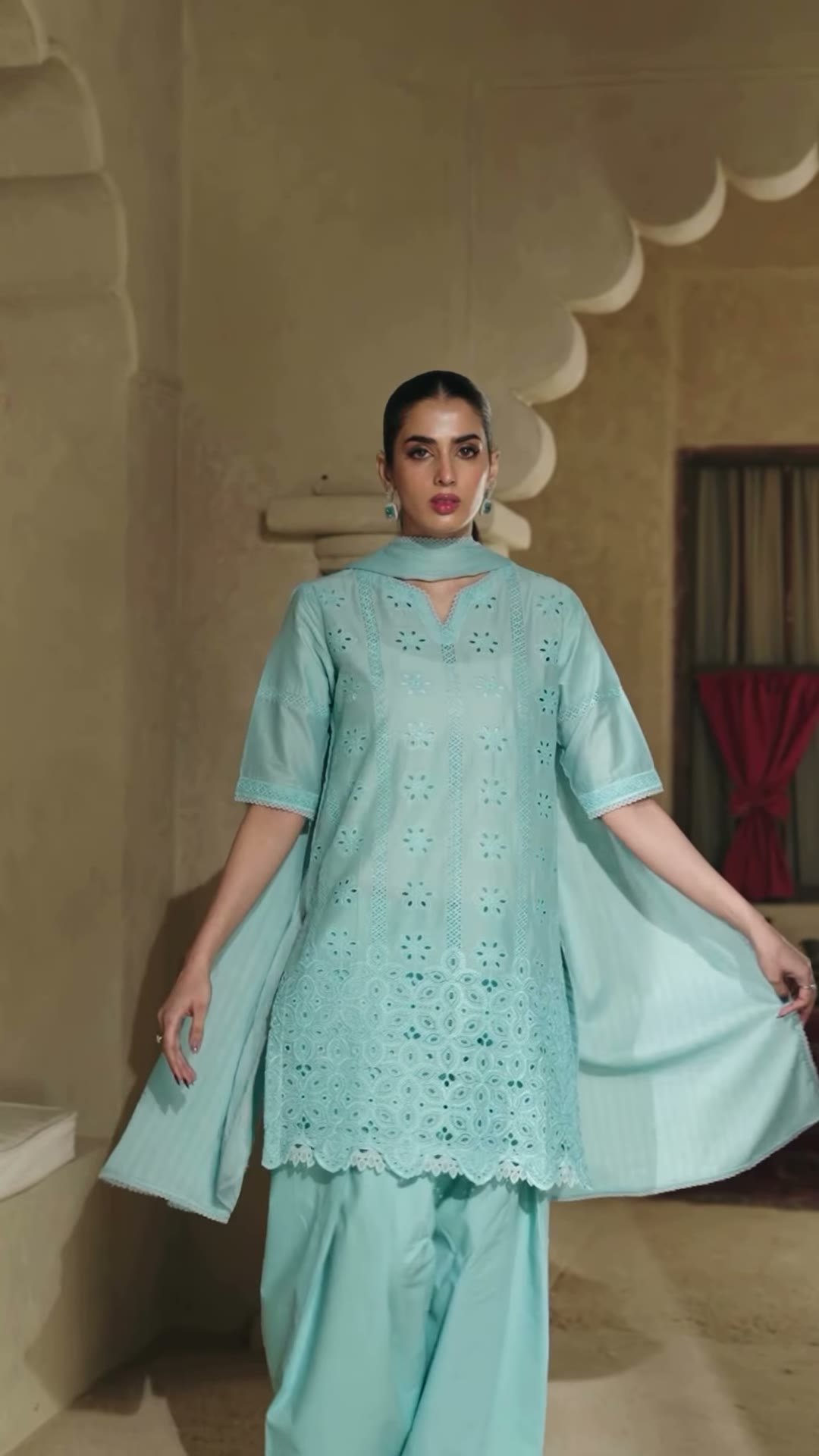 Model wearing Ghonché Avira